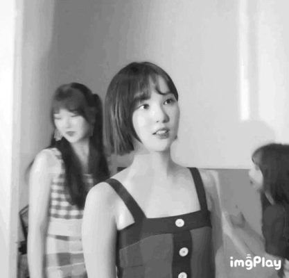 Mystery, Yuju, shocked by the galaxy's wave