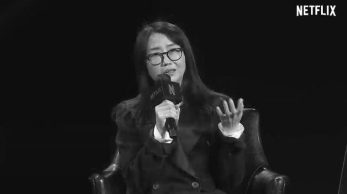 Kim Eun-hee, the author of Kingdom, wrote, "Netflix, don't interfere and just give money."