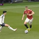 The scene where Son Heung-min is hit by a scene.gif