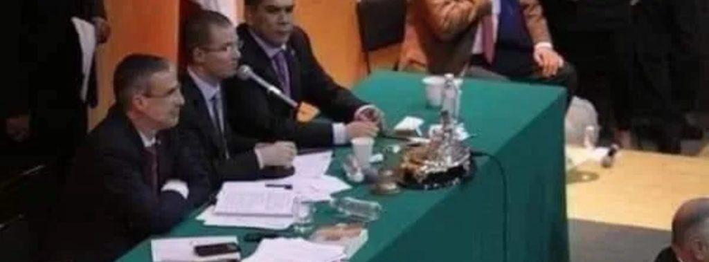 The reason why a Mexican lawmaker naked in the National Assembly.jpg