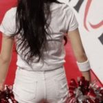 Ahn Ji-hyun cheerleader from the back.