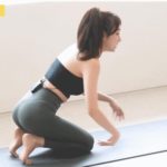 Yoga instructor Lee Jin-hee's cat posture