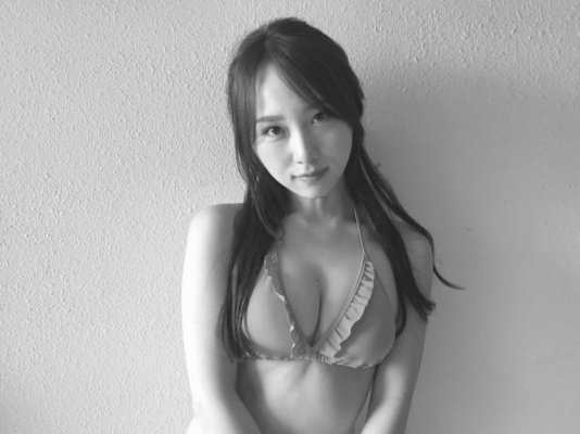 Takahashi Juri Bikini Photography