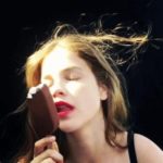 Barbara Palvin eats ice cream like this.