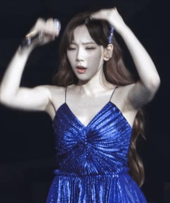 Communicating with fans~ Taeyeon!