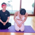 San, youtube yoga teacher.