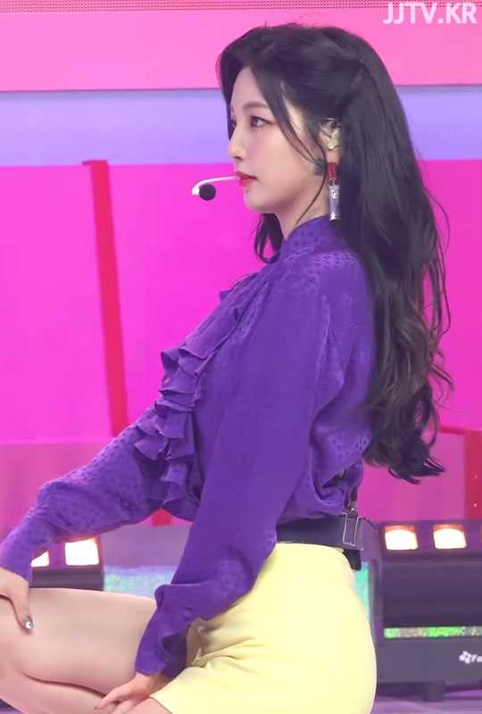retro purple blouse Yeonhee