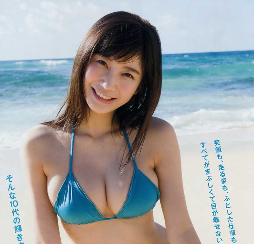 Yuka Ogura, who looks good in the sea.