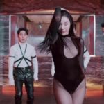 Sunmi's unconventional outfit