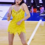 Yellow sleeveless cheerleader Lee Ju-hee
