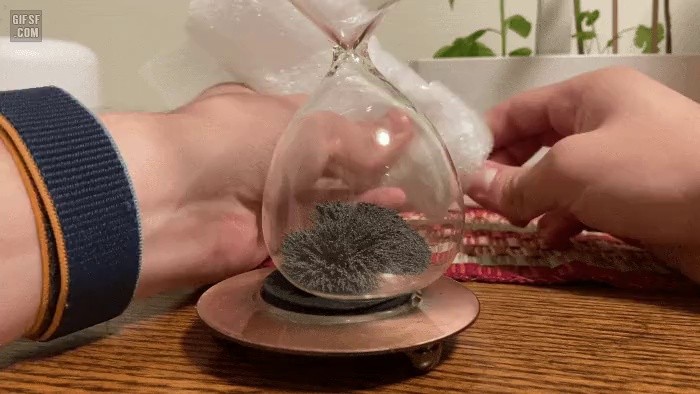 Magnetic Sand Clock