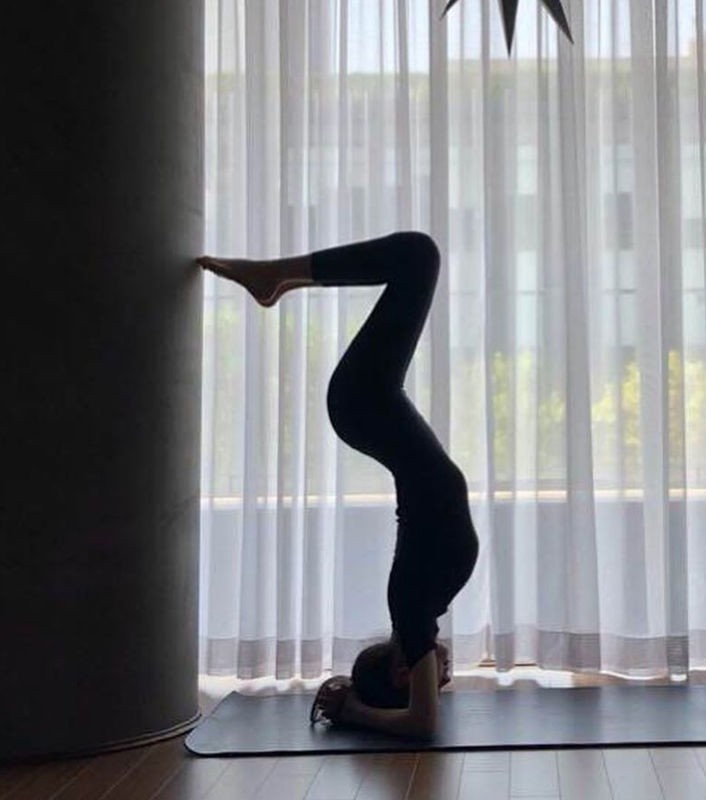 Yoga carina.