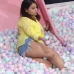 Ailee brags about her thighs.