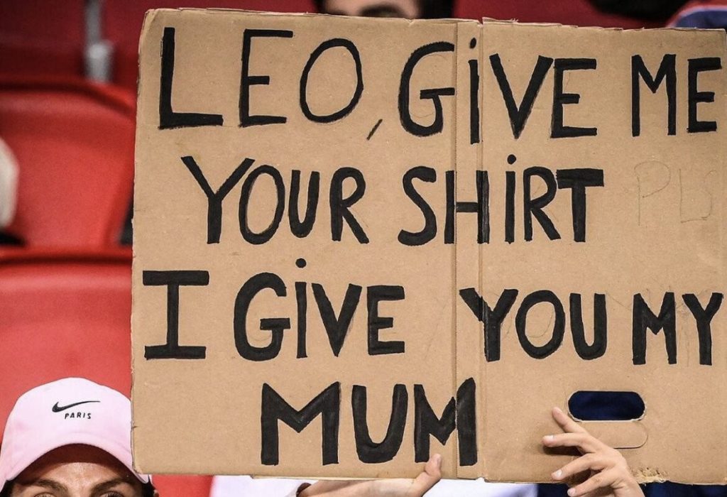 Messi, if you give me your uniform, I'll give it to my mom.
