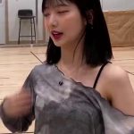 LOONA's YeoJin's shoulders are falling down.