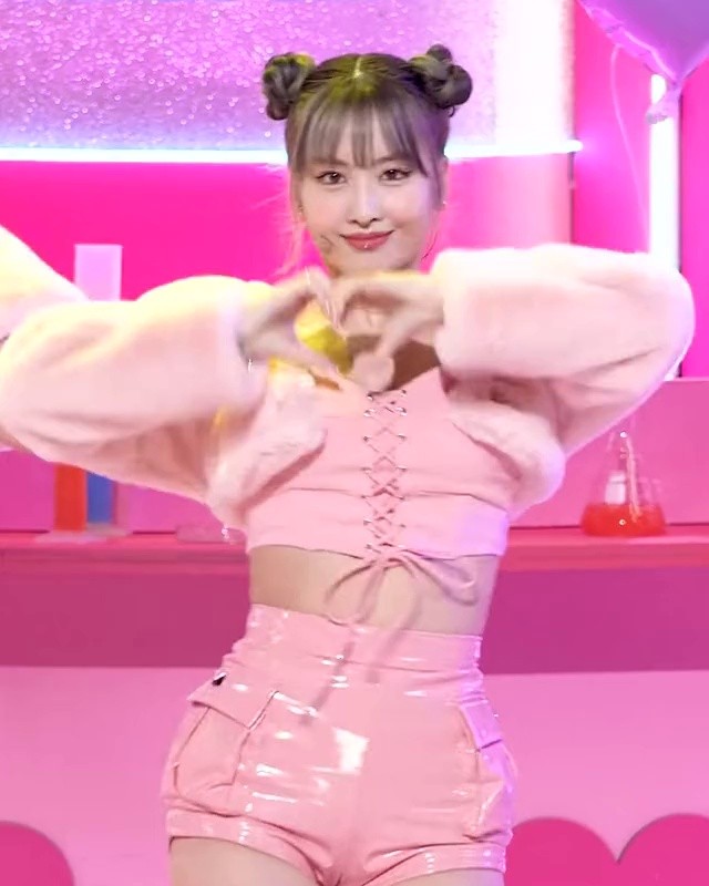 MOMO with Pucca hair.