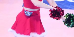 Hot bobbed hair Santa. Park Sung Eun is a cheerleader.