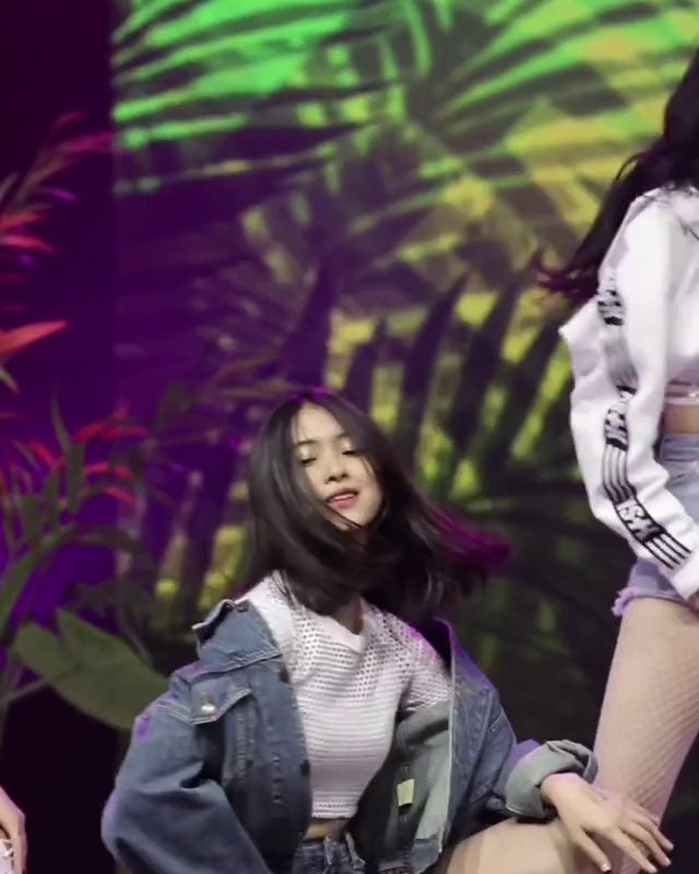 RYUJIN, you know, the jeans from MIXNINE.