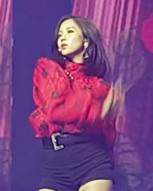 TWICE MINA's performance at Music Bank in Chile.