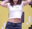 Jeon Somi's crazy body wave. Waistline belly button.