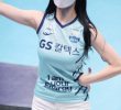 Close-up sleeveless, white shorts, Ahn Hyeji cheerleader.
