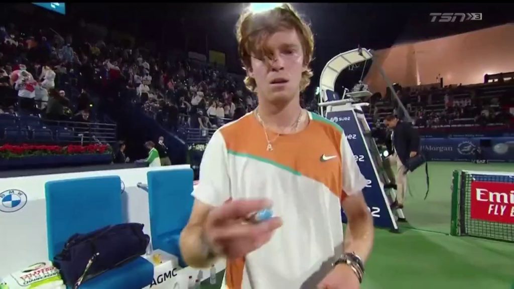 SOUND. Yesterday, Russian tennis players entered the finals and wrote on camera.