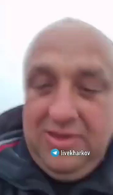 Ukrainian citizens who are happy with the surprise gift from Russian people.mp4