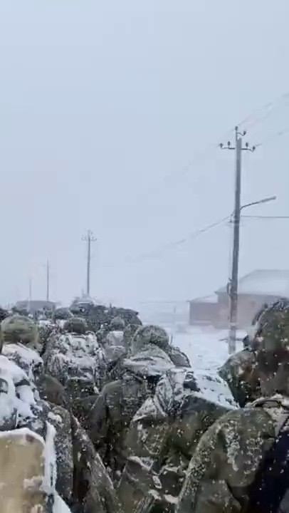 Ukrainian soldiers and foreign volunteers are heading to the SOUND battlefield.