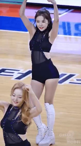 Cheerleader, Lee Juhee, cheerleader of Incheon Electronic Land Basketball Team.
