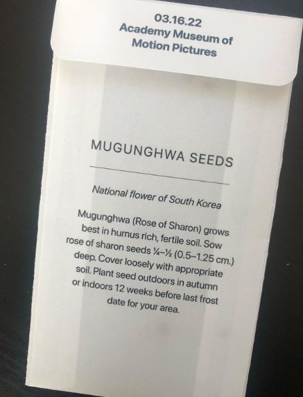 Apple Pachinko presents tickets with mugunghwa seeds at American premiere