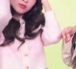 Twitching Jeans OH MY GIRL Arin