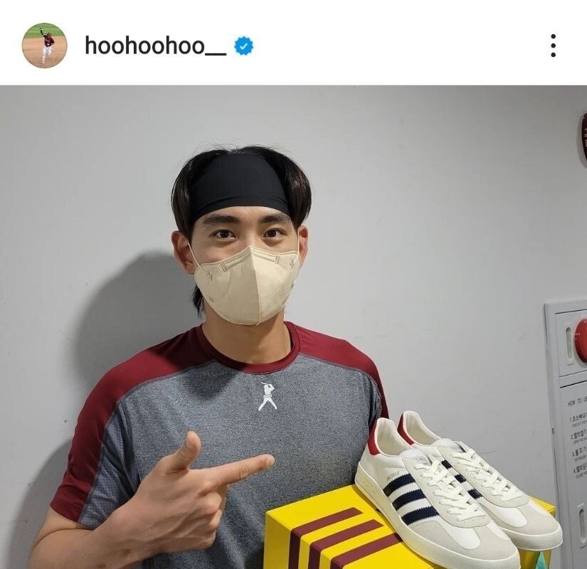 YANA GUITARI who clicked "Like" on Lee Jung Hoo's Instagram
