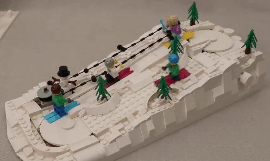 LEGO gif that stimulates the desire to own