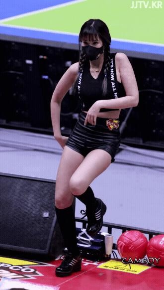 Cheerleader Kim Hyun-ji