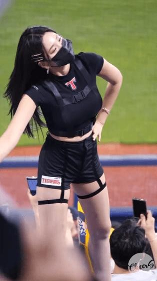 Kia Queen Kim Hyun-ji Cheerleader