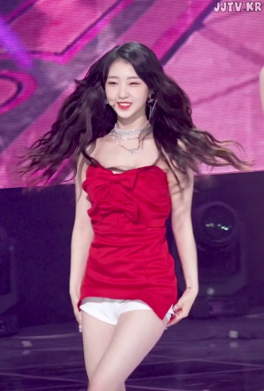 Red dress with ribbons bowing chest bone LOONA's aftershock