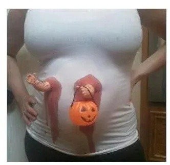 a pregnant woman's delightful Halloween costume