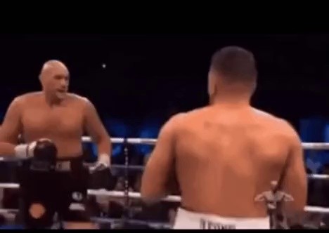 Boxing where spectators fight and players watch