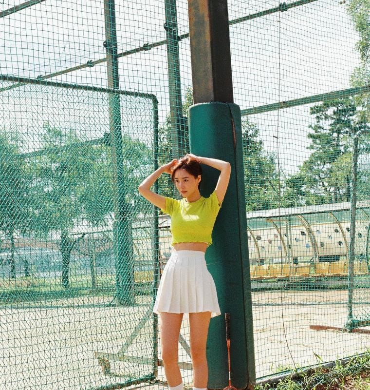 Woohee - Instagram Badminton pictorial