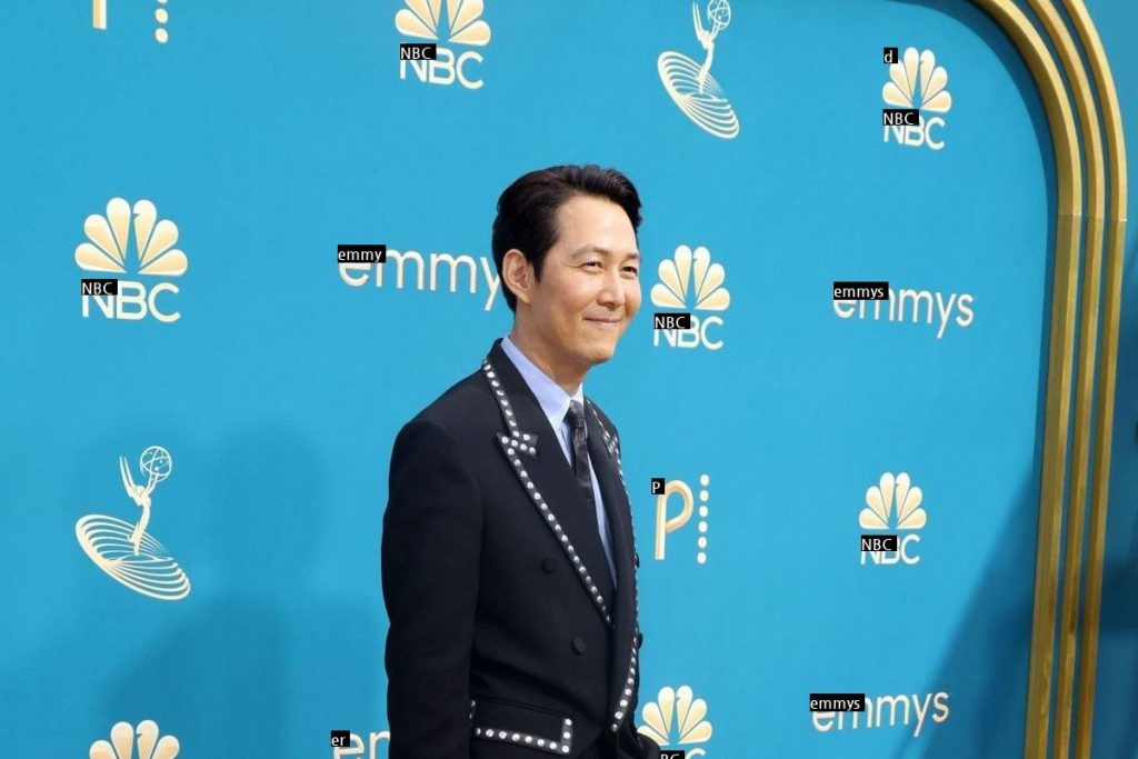 Just now, Lee Jung-jae x Lim Se-ryeong couple Emmy Award appeared on the red carpet