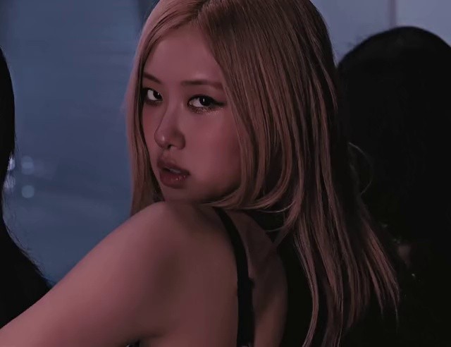 BLACKPINK. BLACKPINK looks sexy as always in the new music video