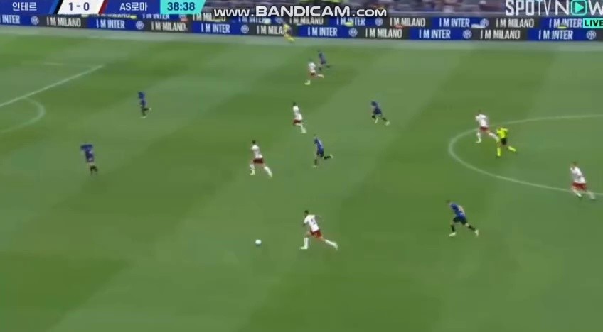 (SOUND)Commentator Inter v Rome Dybala Wonderful(Laughing out loud. (Laughing out loud
