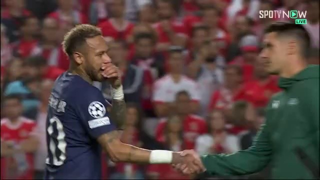 Benfica v Paris Saint-Germain Neymar LOL