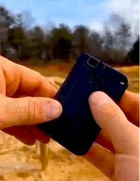 a credit-card pistol