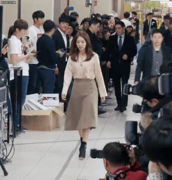 Park Shinhye in person