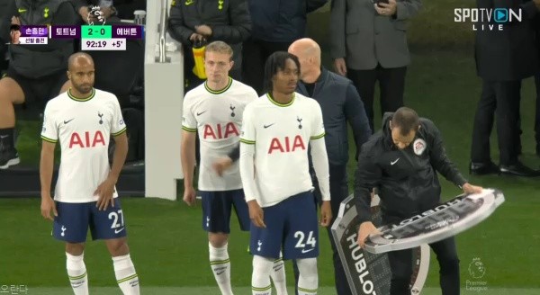 Tottenham vs. Burton Son Heung-min, not Kane. I like Doherty, so I'm dying conte. lol