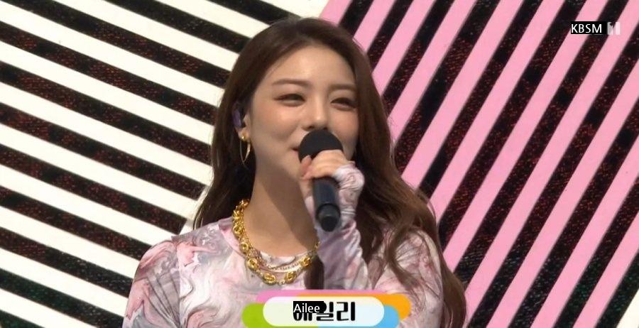 Ailee appeared on the national singing contest LOL
