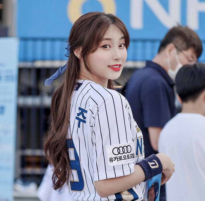 Cheerleader Park Sun-joo of NC