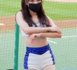Ribbon sexy gartering tight shorts Choi Hong-ra cheerleader