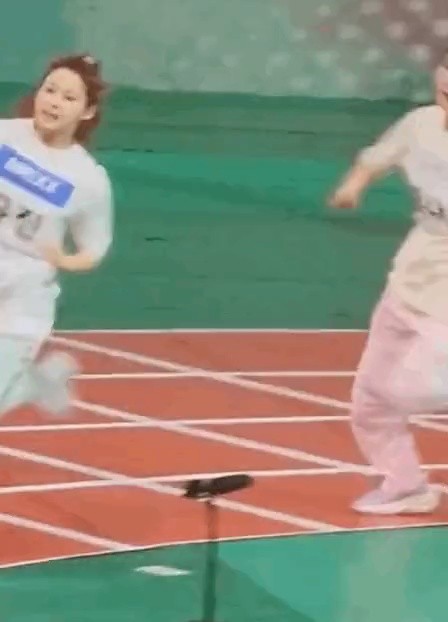 Brave Girls killed heroically while trying to binge watch Idol Star Athletics Championships